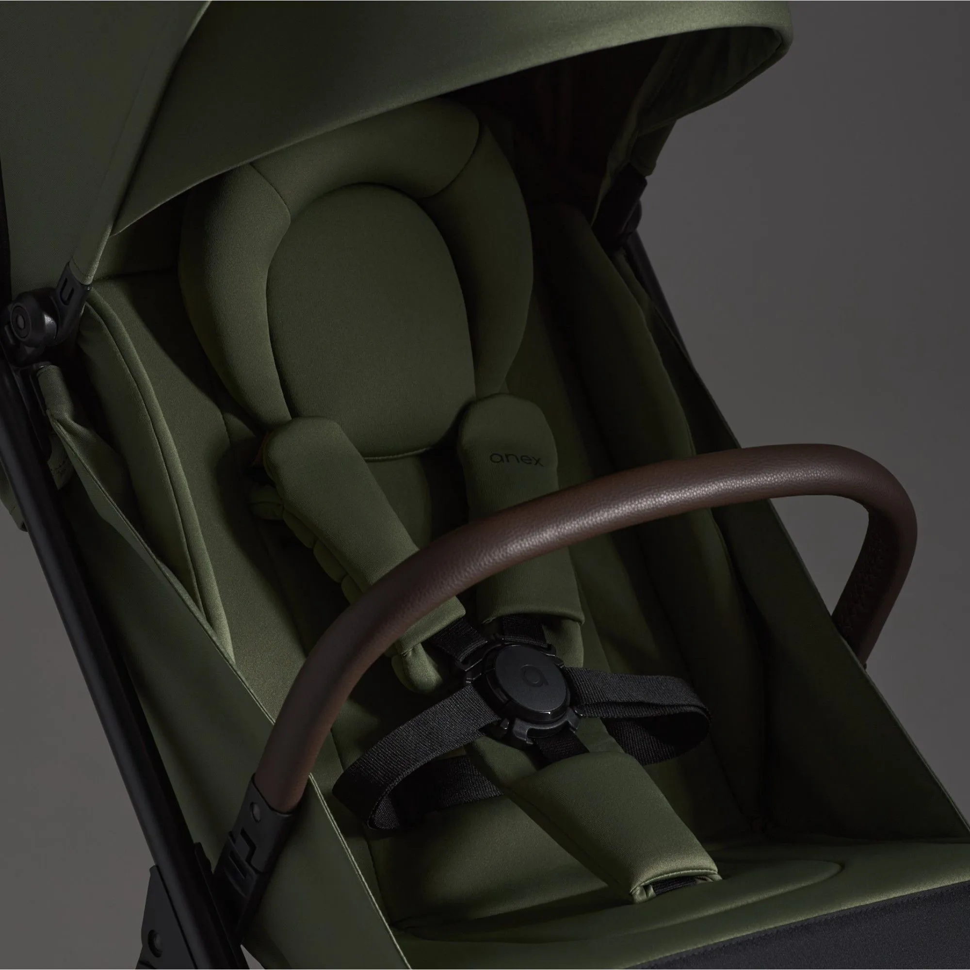 Прогулянкова коляска Anex Air-Z Plus Elvie