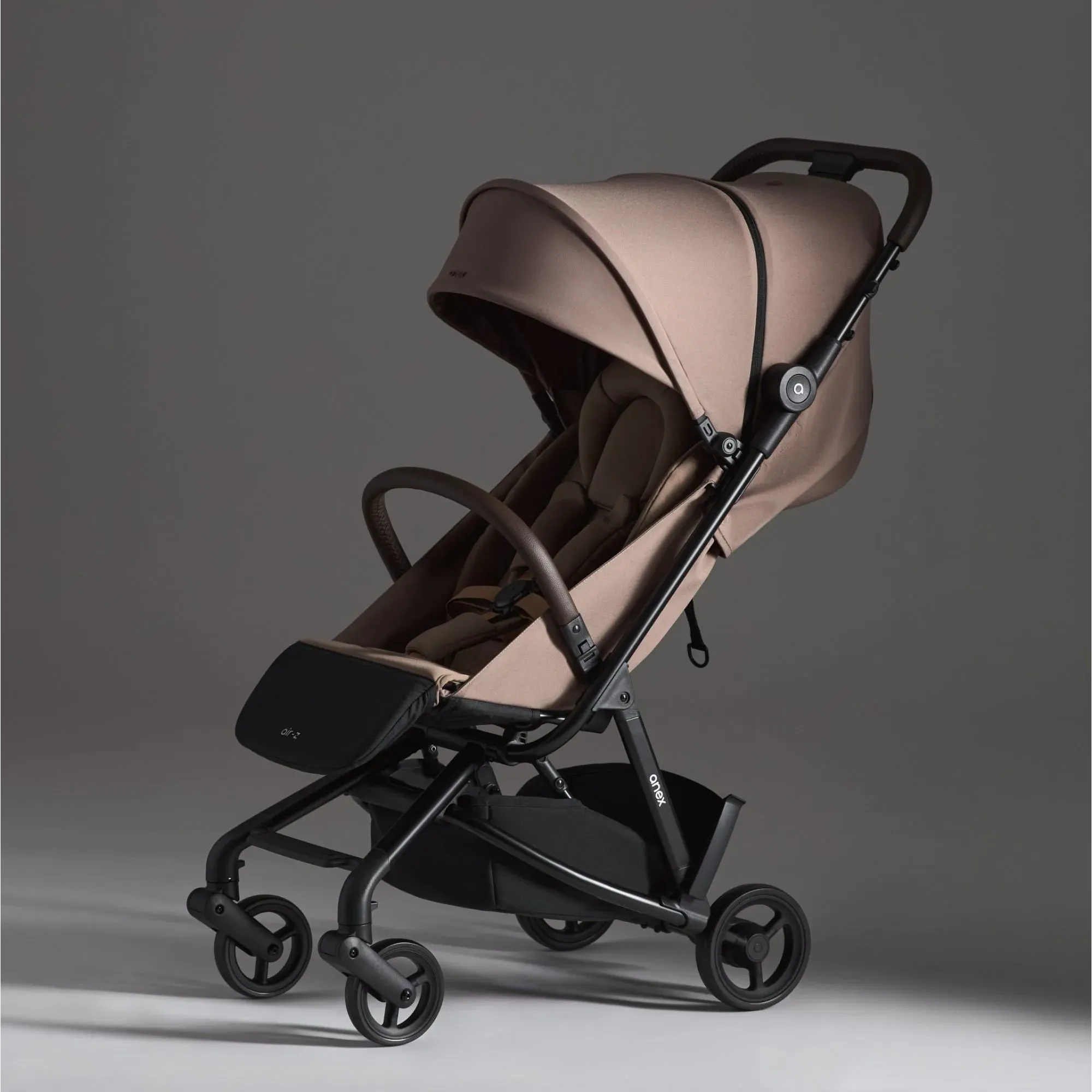 Прогулянкова коляска Anex Air-Z Plus Milo