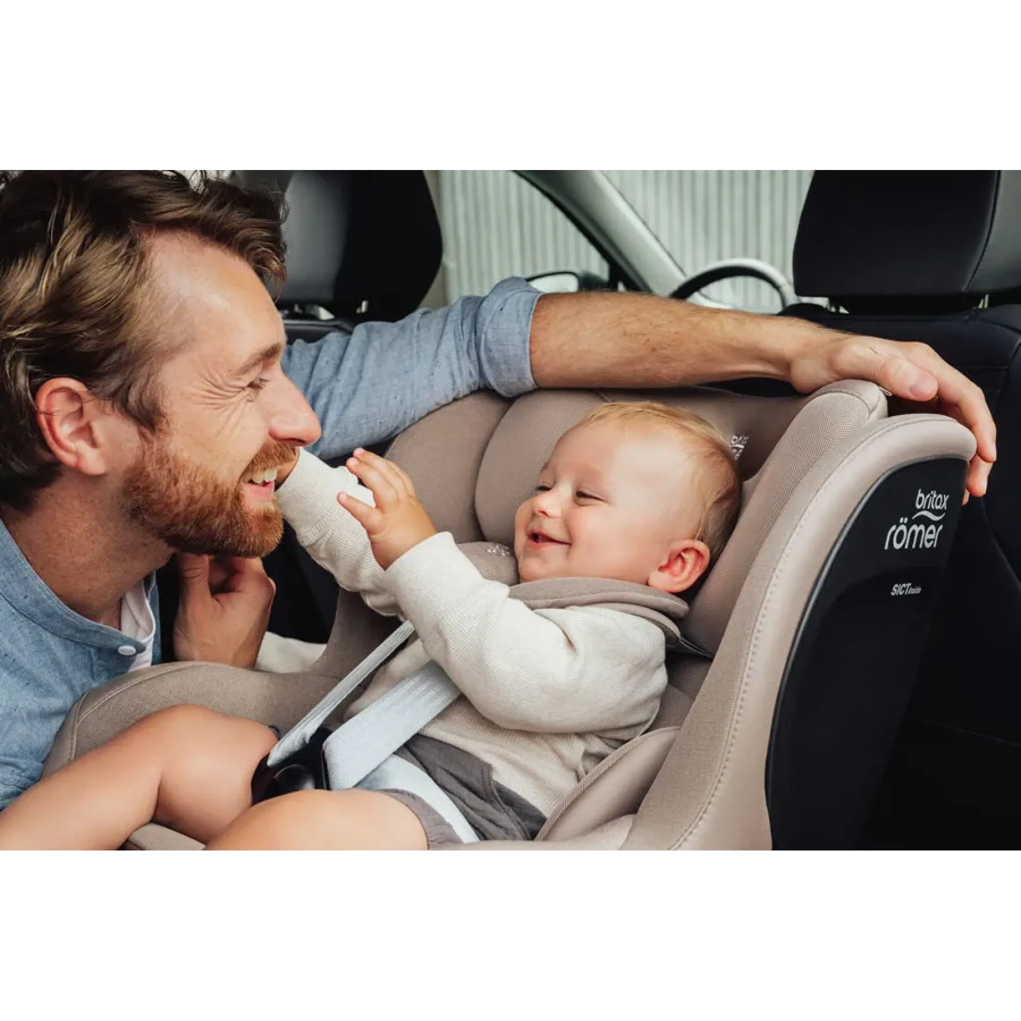 Автокрісло Britax-Romer Dualfix Pro M Style Carbon Black