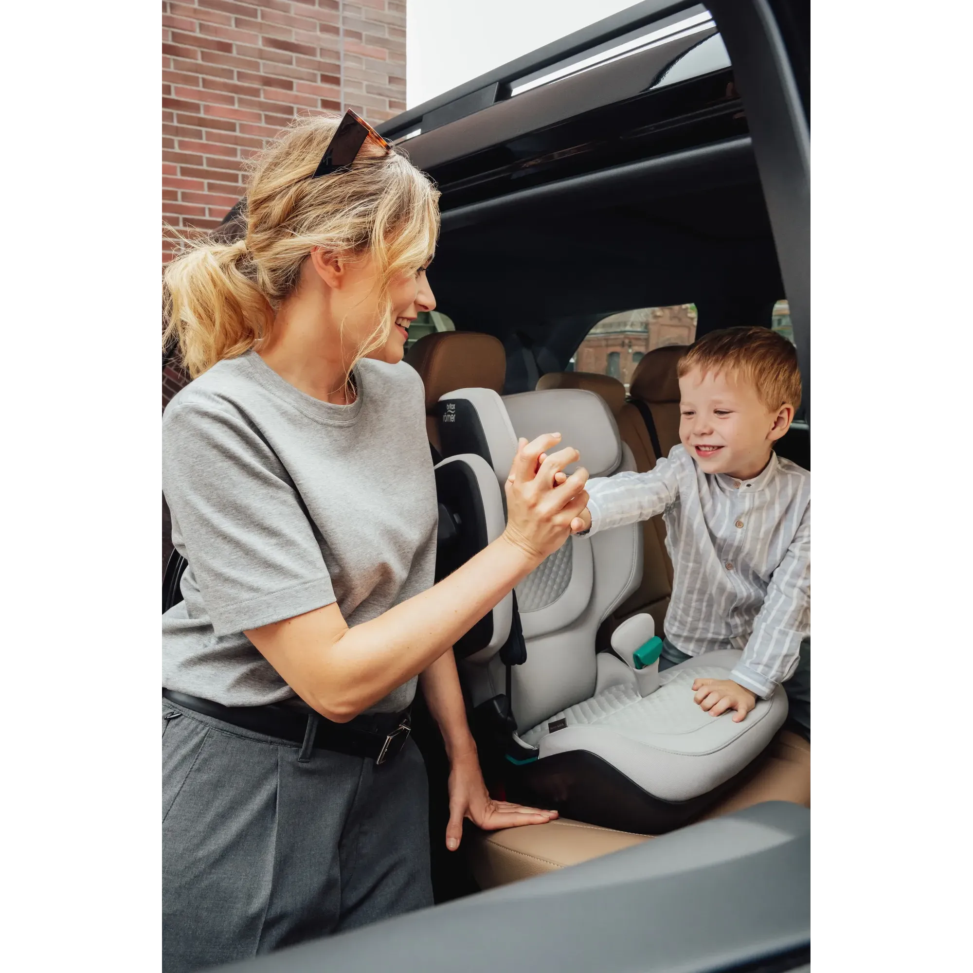 Автокрісло Britax-Romer KidFix Pro LUX Linen Grey