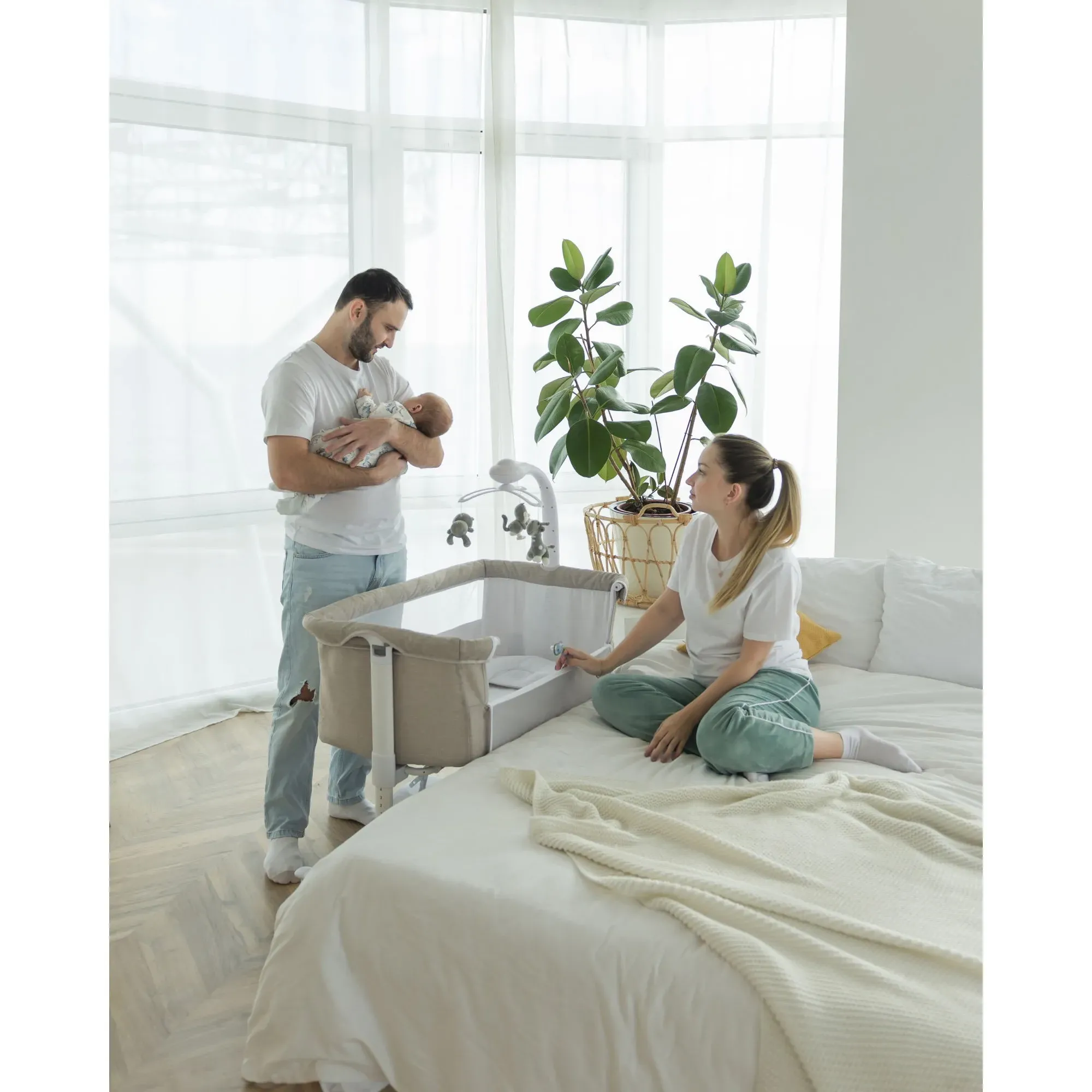 Приставне ліжечко-гойдалка Carrello Bloom CRL-10304 Silk Beige