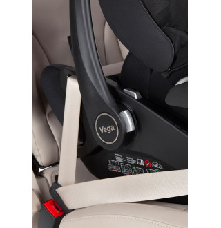 Автокрісло Carrello Vega CRL-14101 Absolute Black i-Size