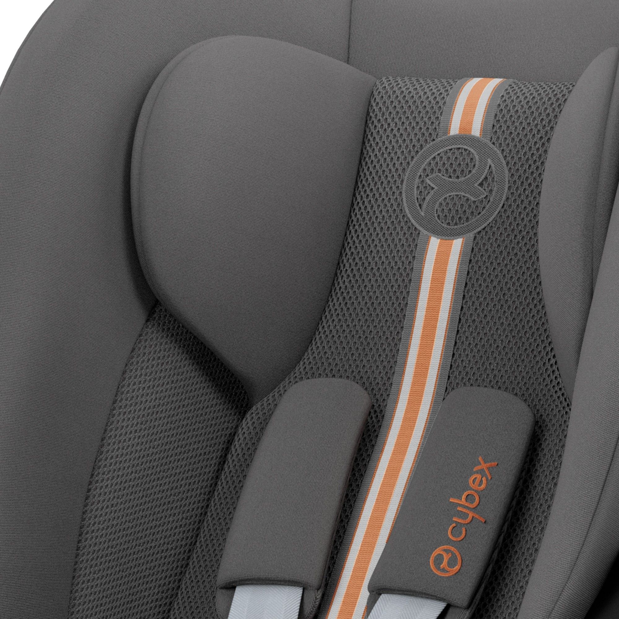 Автокрісло Cybex Cloud G i-Size Plus Lava Grey
