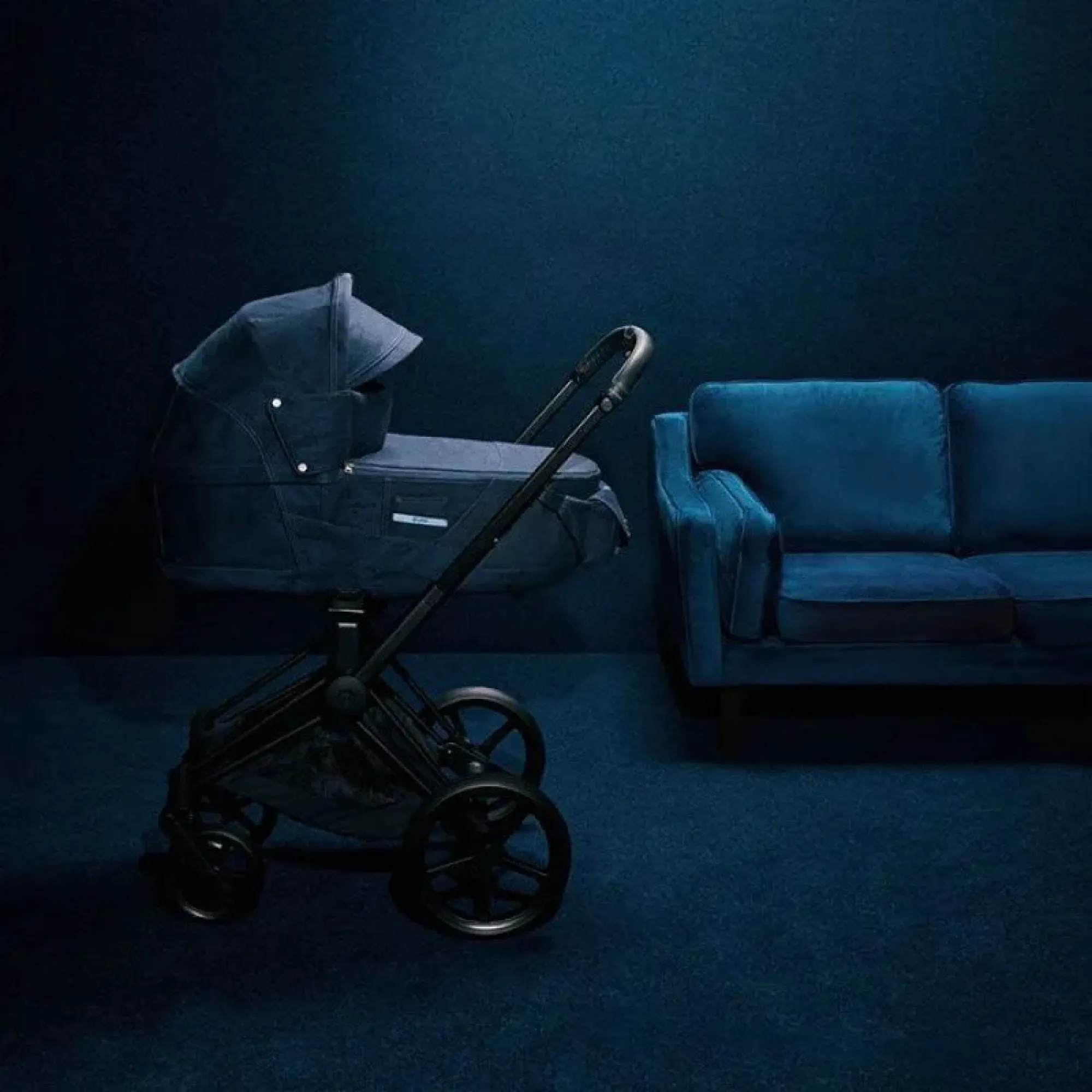 Прогулянкова коляска Cybex Coya Rebellious Luxury з сумкою