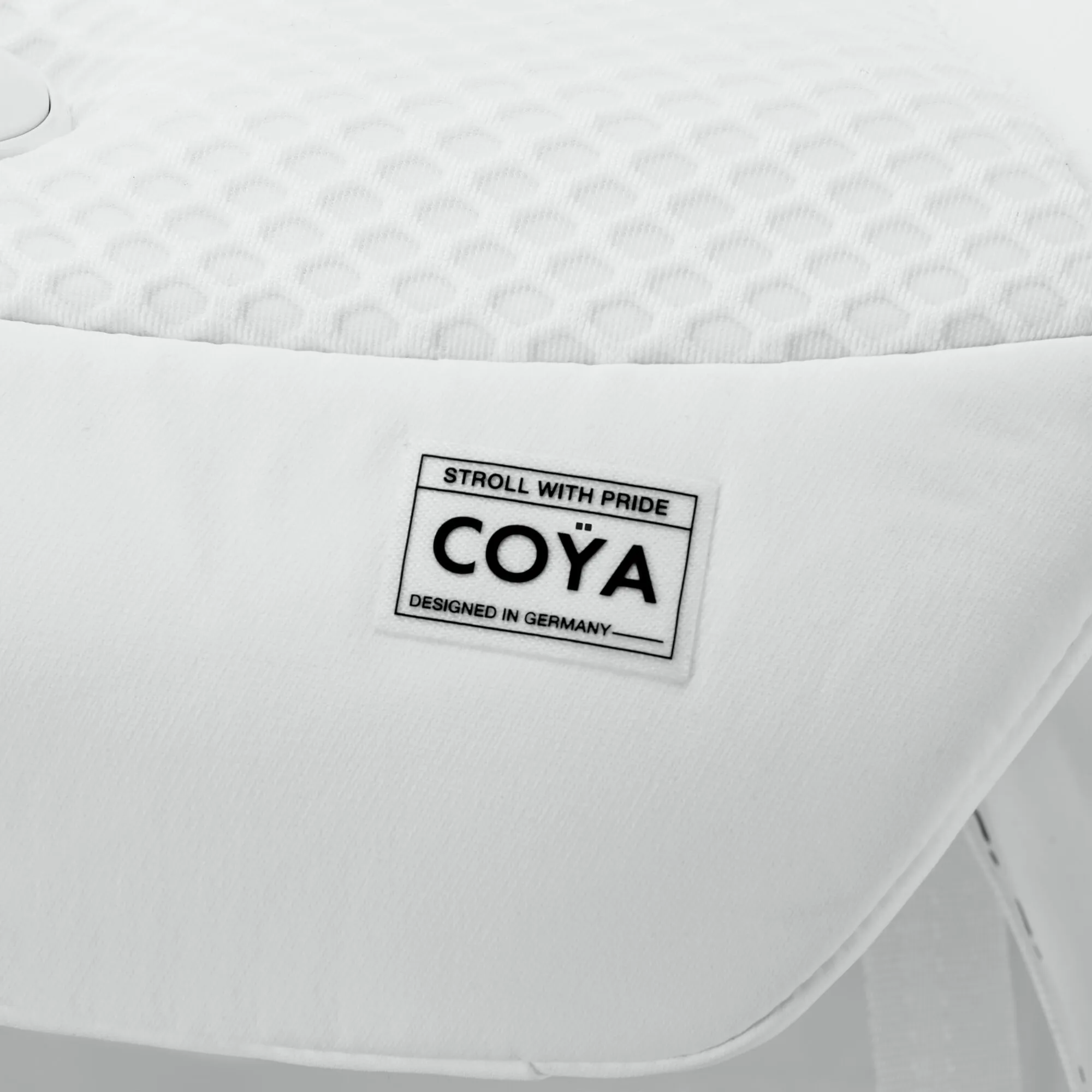 Прогулянкова коляска Cybex Coya Urban Mobility White (з бампером та дощовиком)