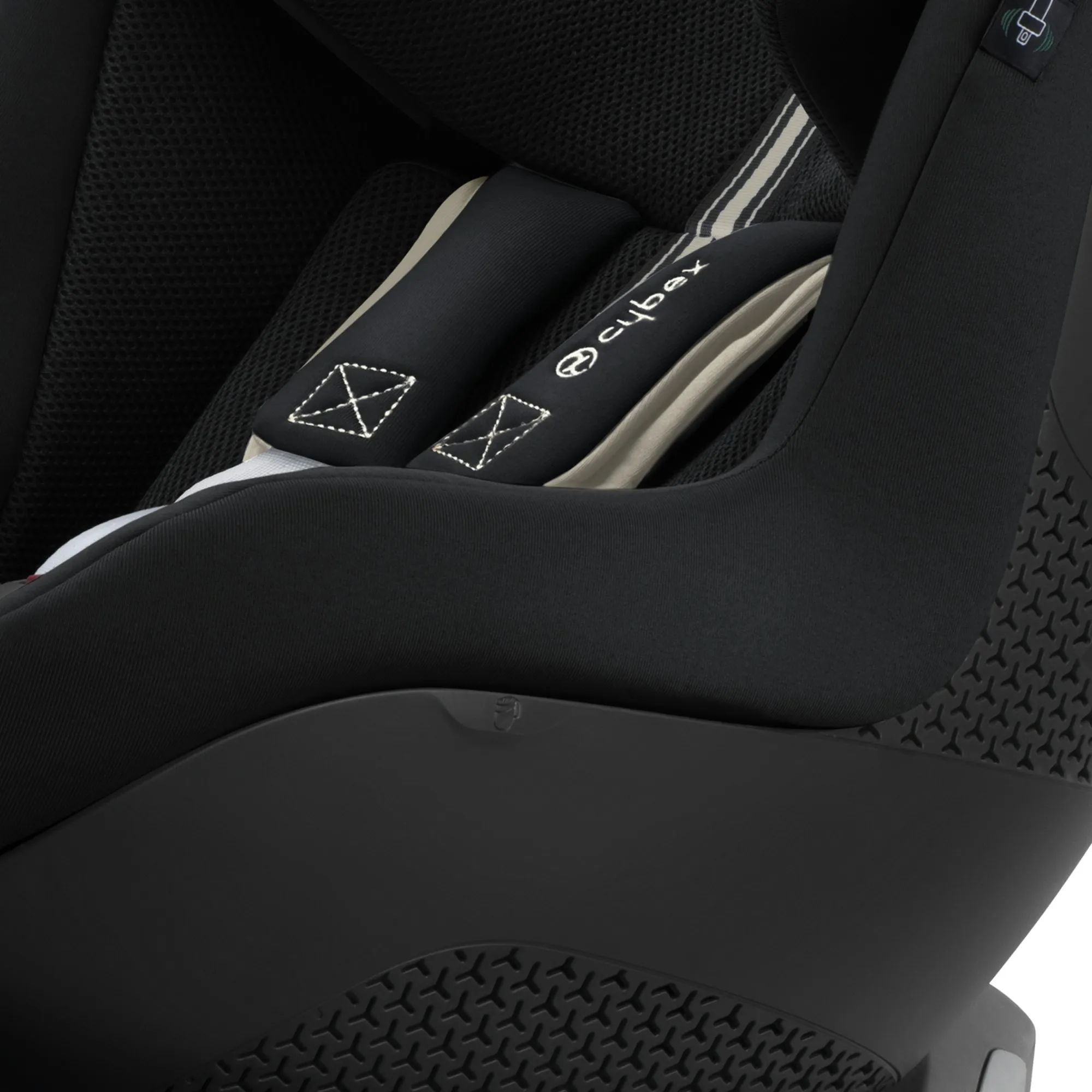 Автокрісло Cybex Sirona G i-Size Plus Moon Black