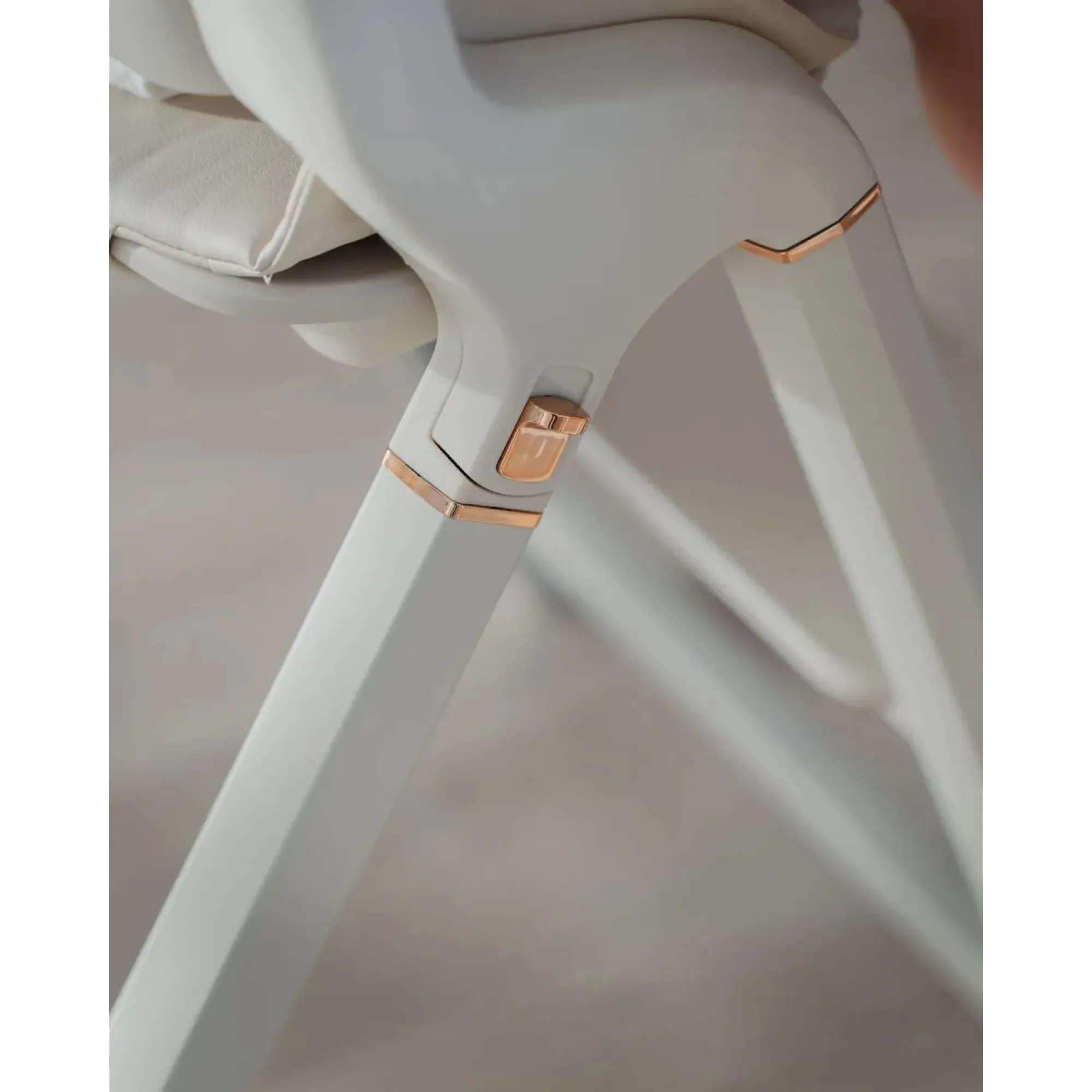 Стільчик для годування Espiro Allure 09 Beige