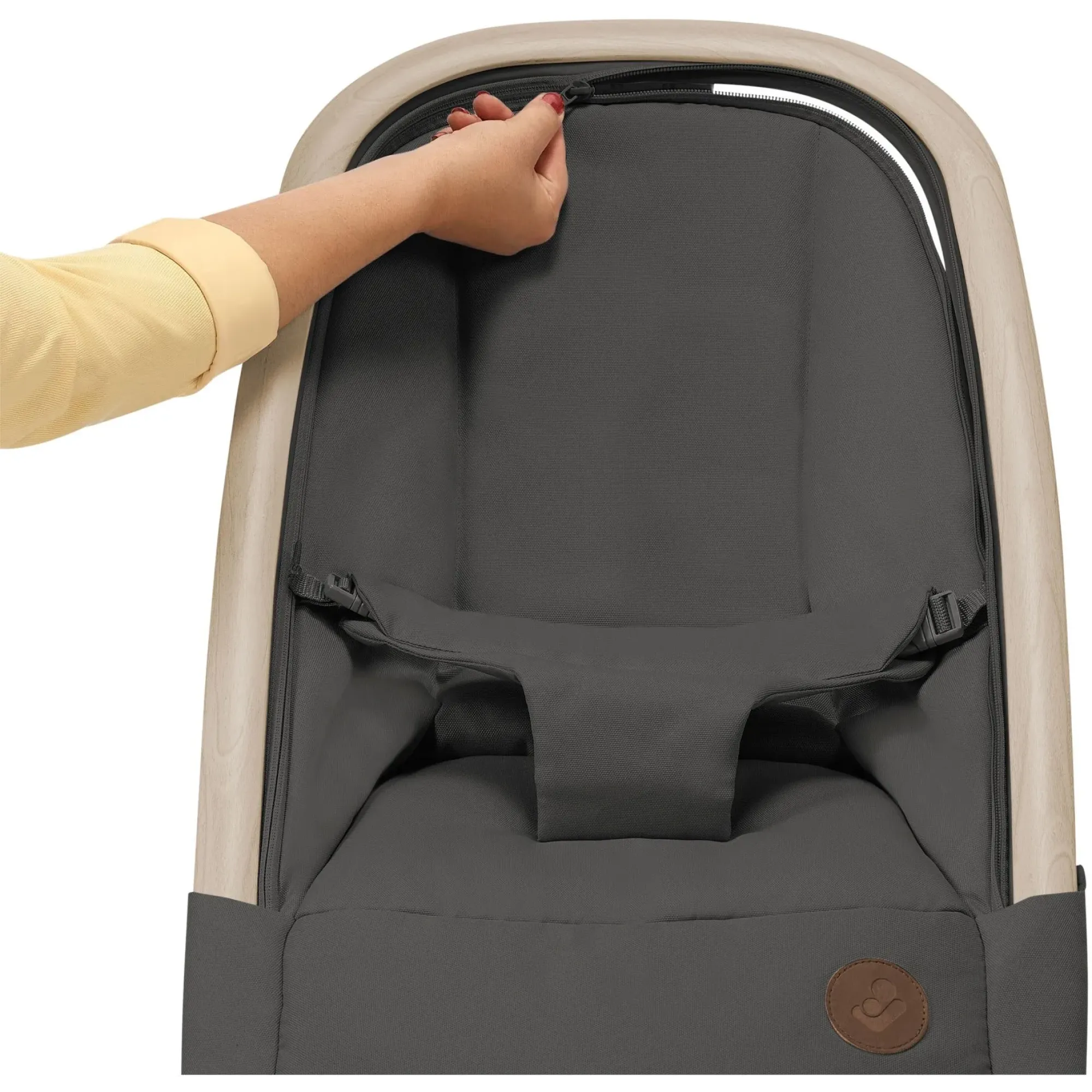 Крісло-качалка MAXI-COSI Kori Beyond Graphite Eco