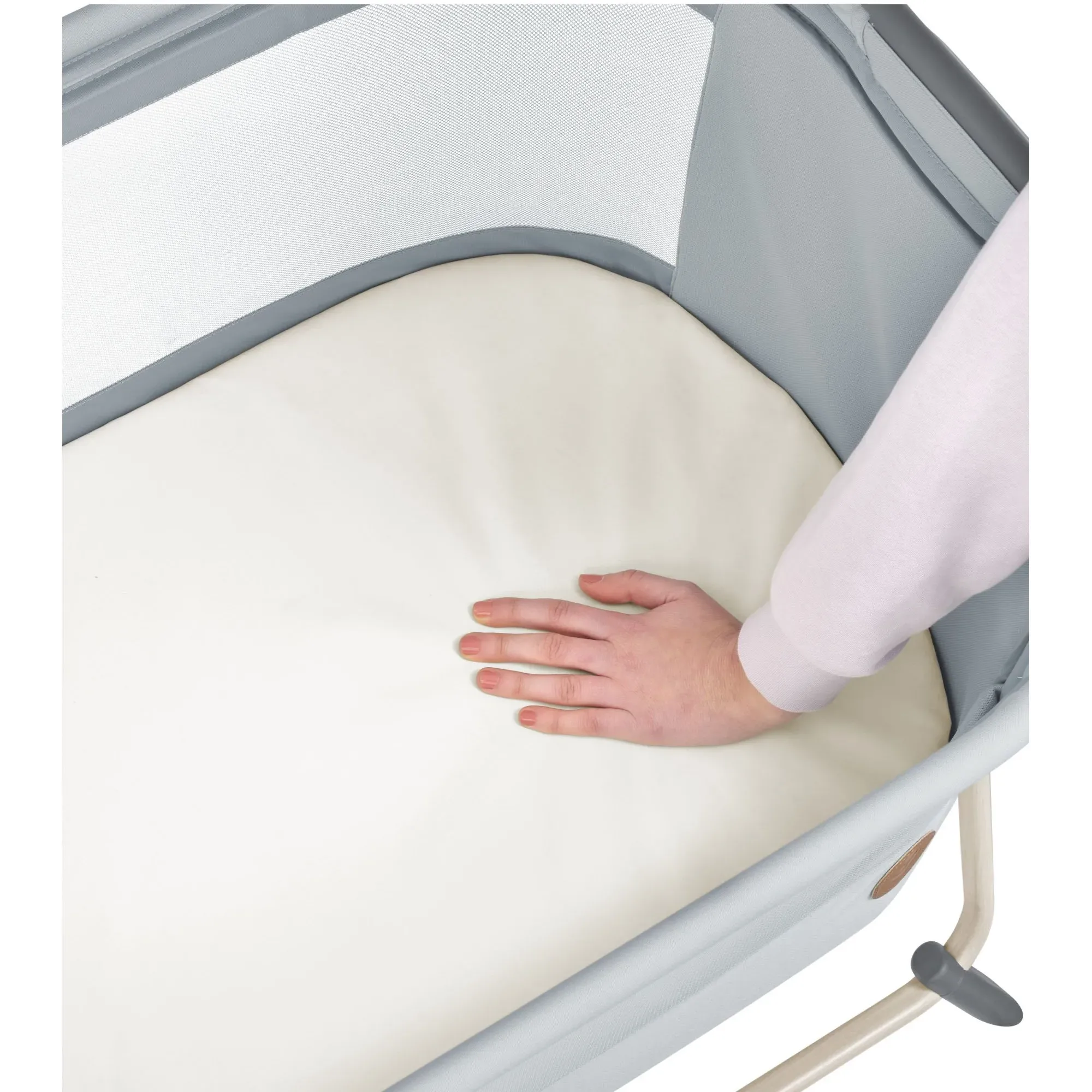 Приставне ліжечко MAXI-COSI Tori Beyond Grey Eco