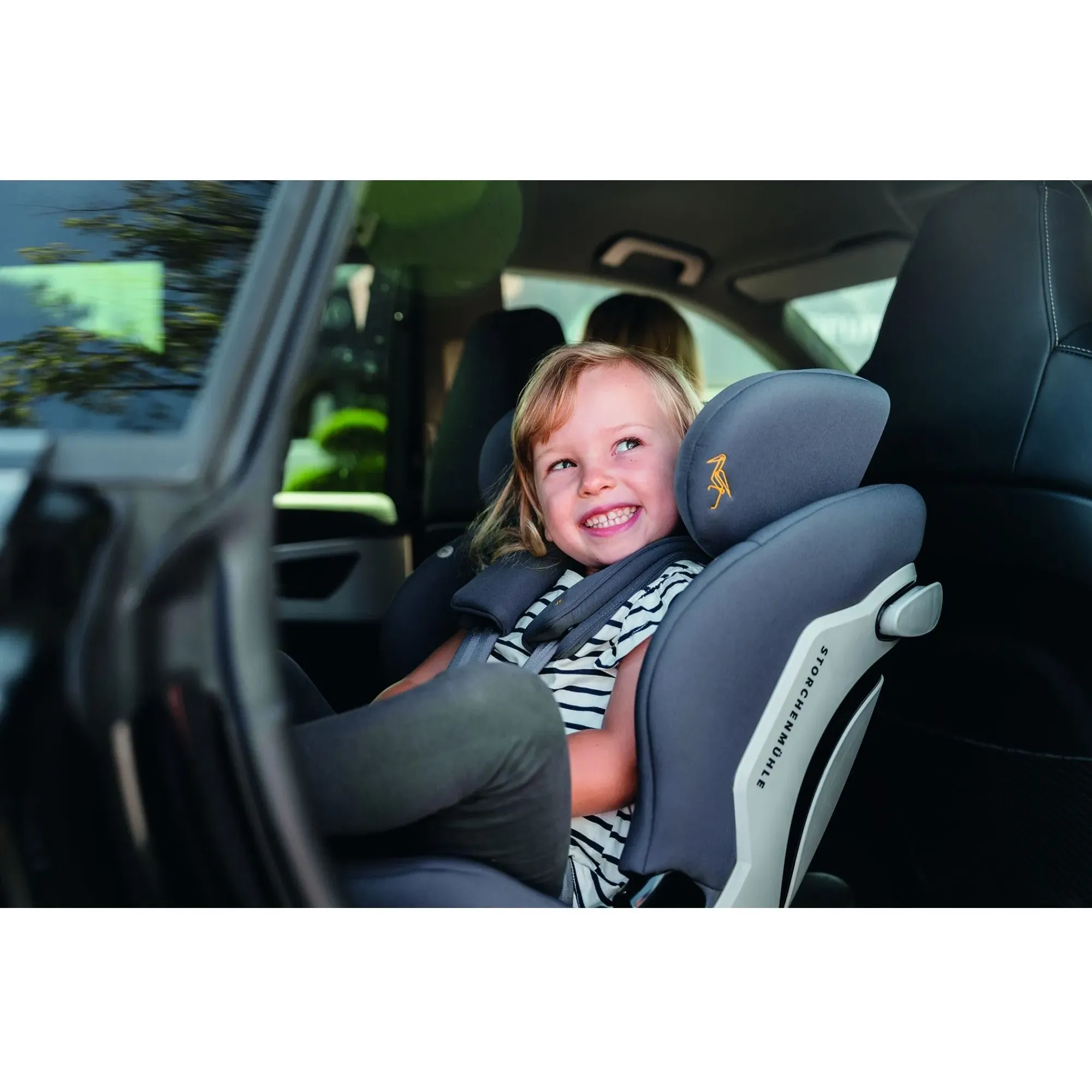 Автокрісло Storchenmuhle Niki kid i-Size Onyx