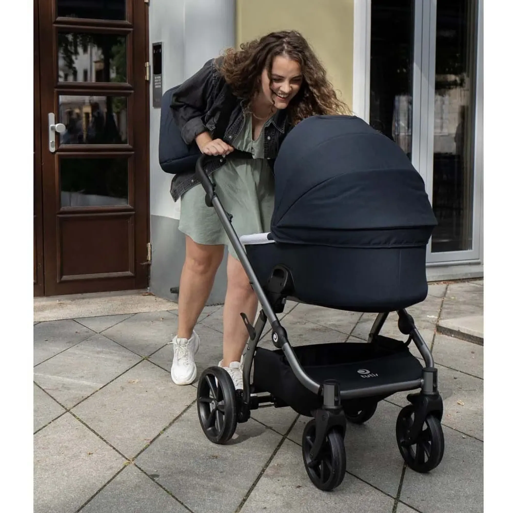 Коляска 2 в 1 Tutis Leo Plus Black