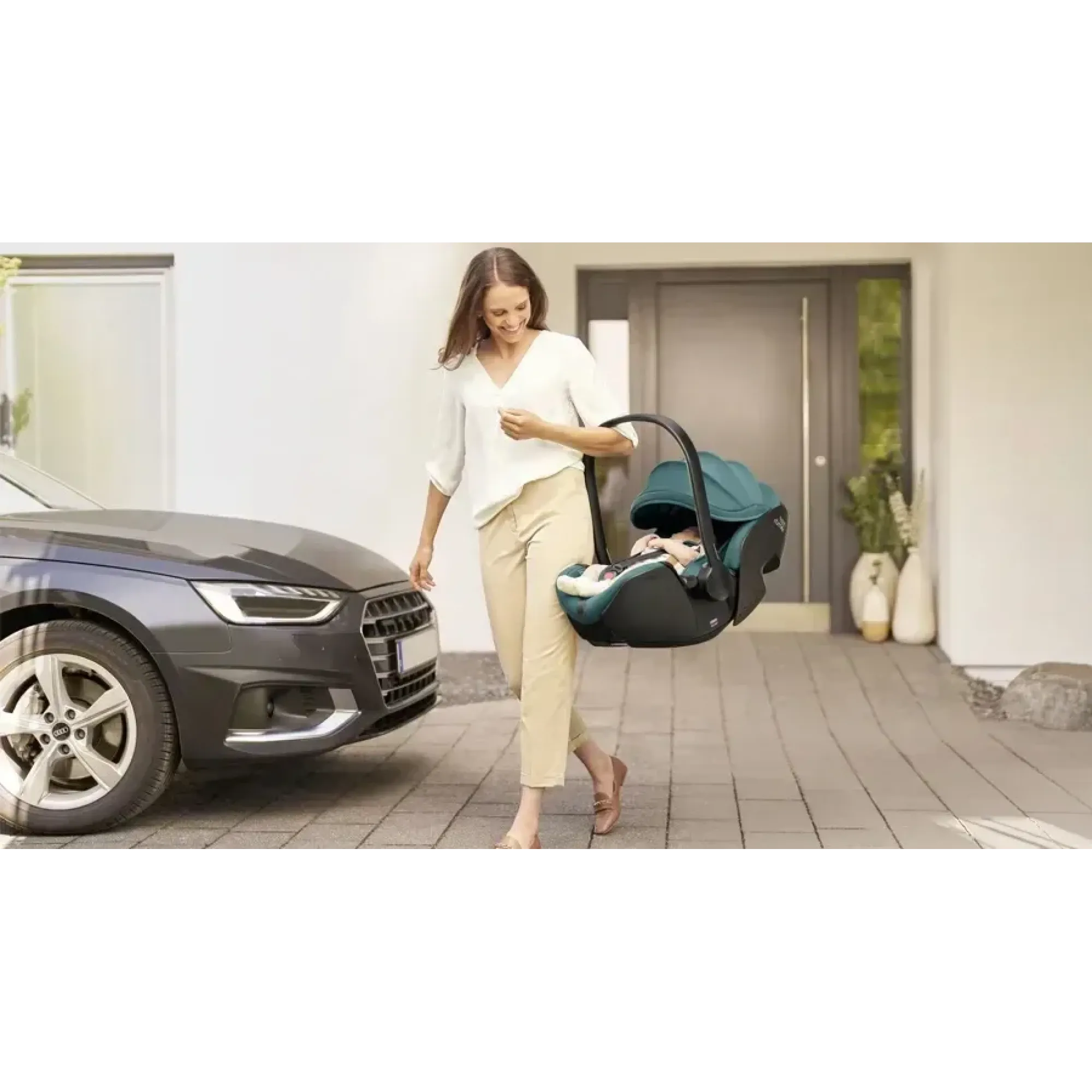 Автокрісло Britax-Romer Baby-Safe 5Z2 Space Black