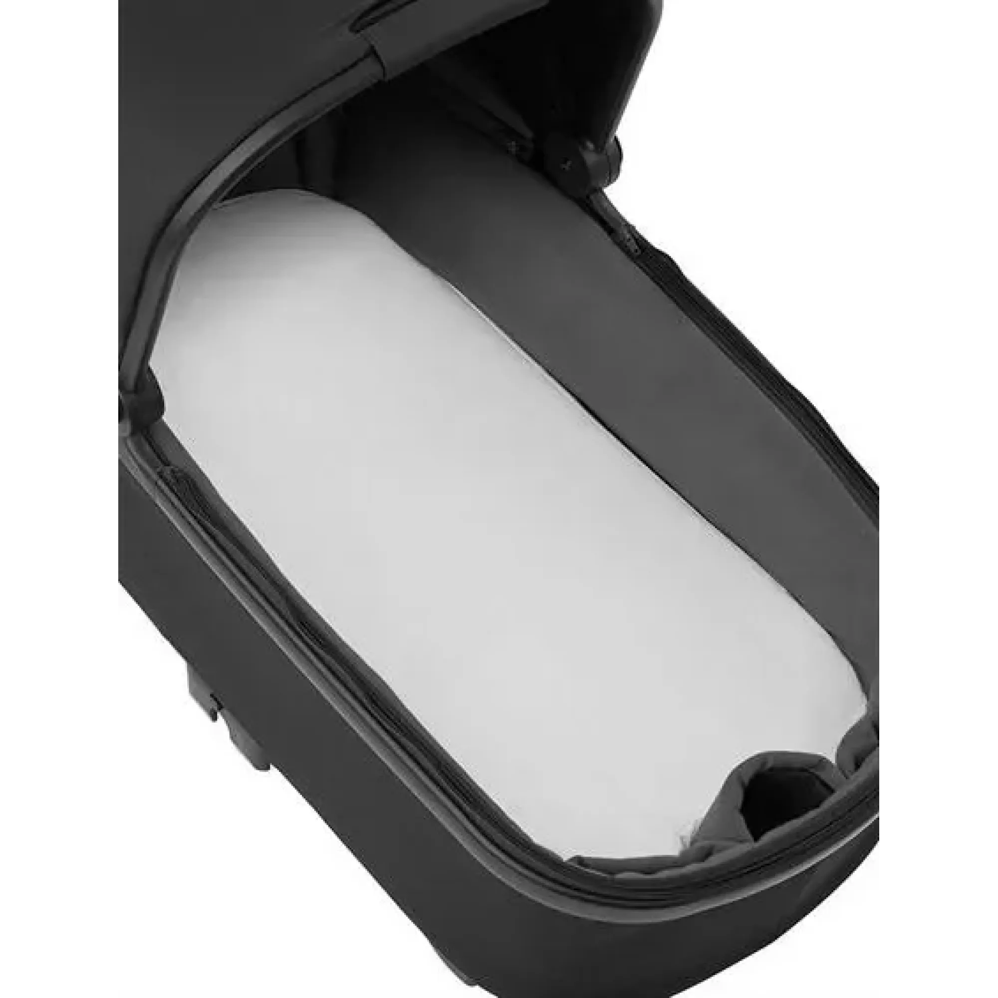 Коляска 2в1 Maxi-Cosi Plaza Plus Essential Black