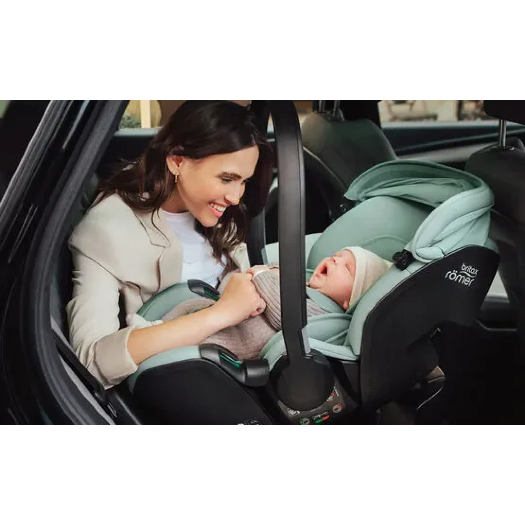 Автокрісло Britax-Romer Baby-Safe 5Z2 Midnight Grey