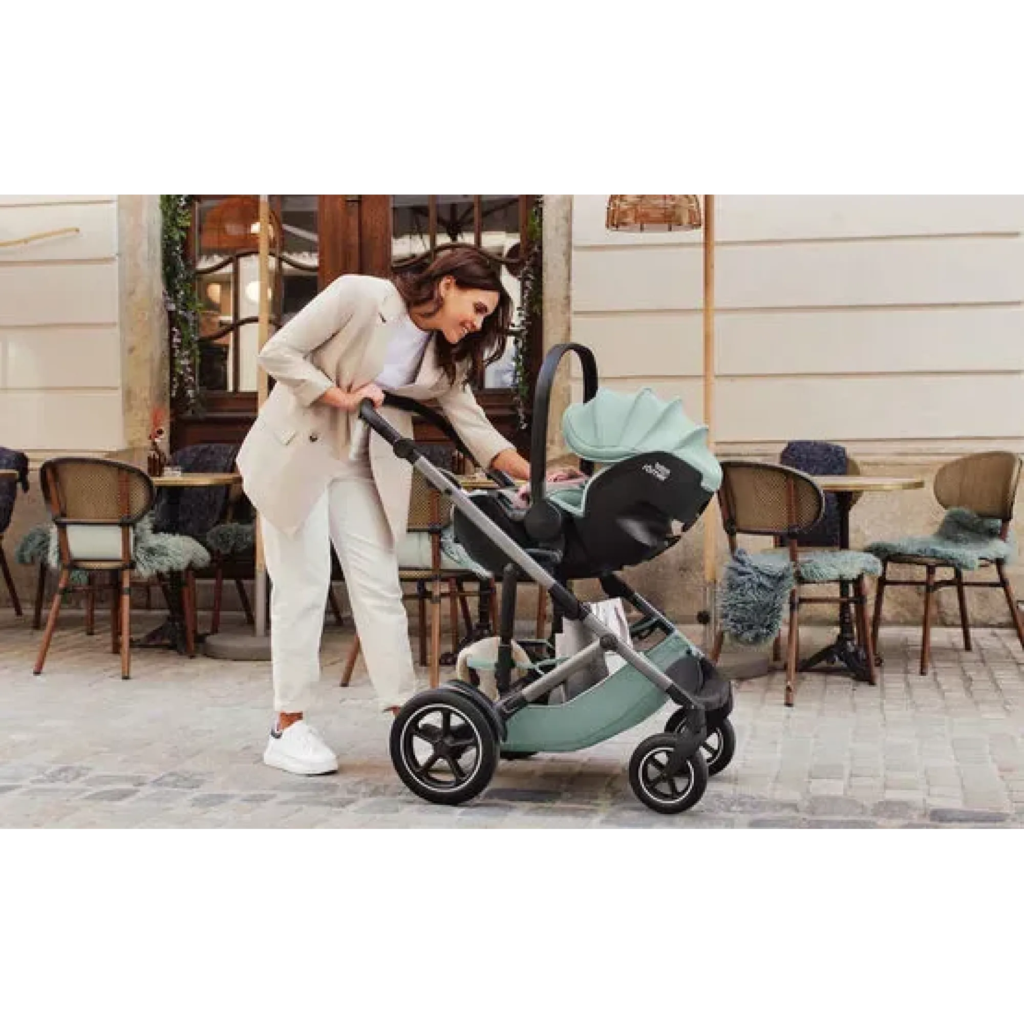Автокрісло Britax-Romer Baby-Safe 5Z2 Midnight Grey
