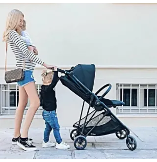 Прогулянкова коляска Cybex Melio Moon Black