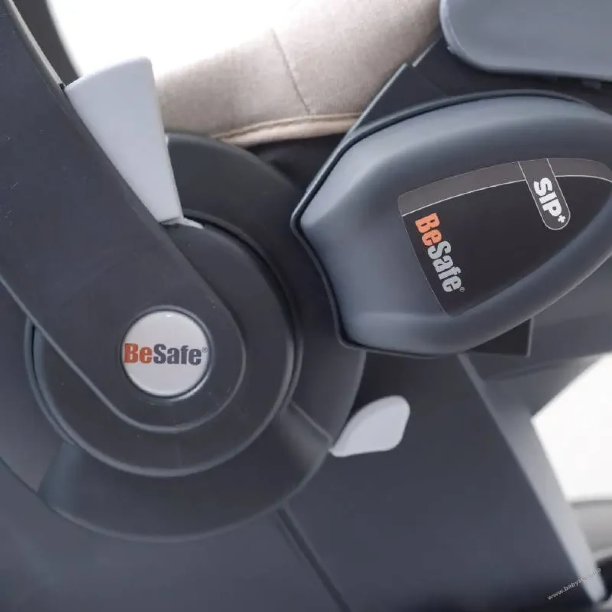 Автокрісло BeSafe iZi Go Modular iSize Midnight Black