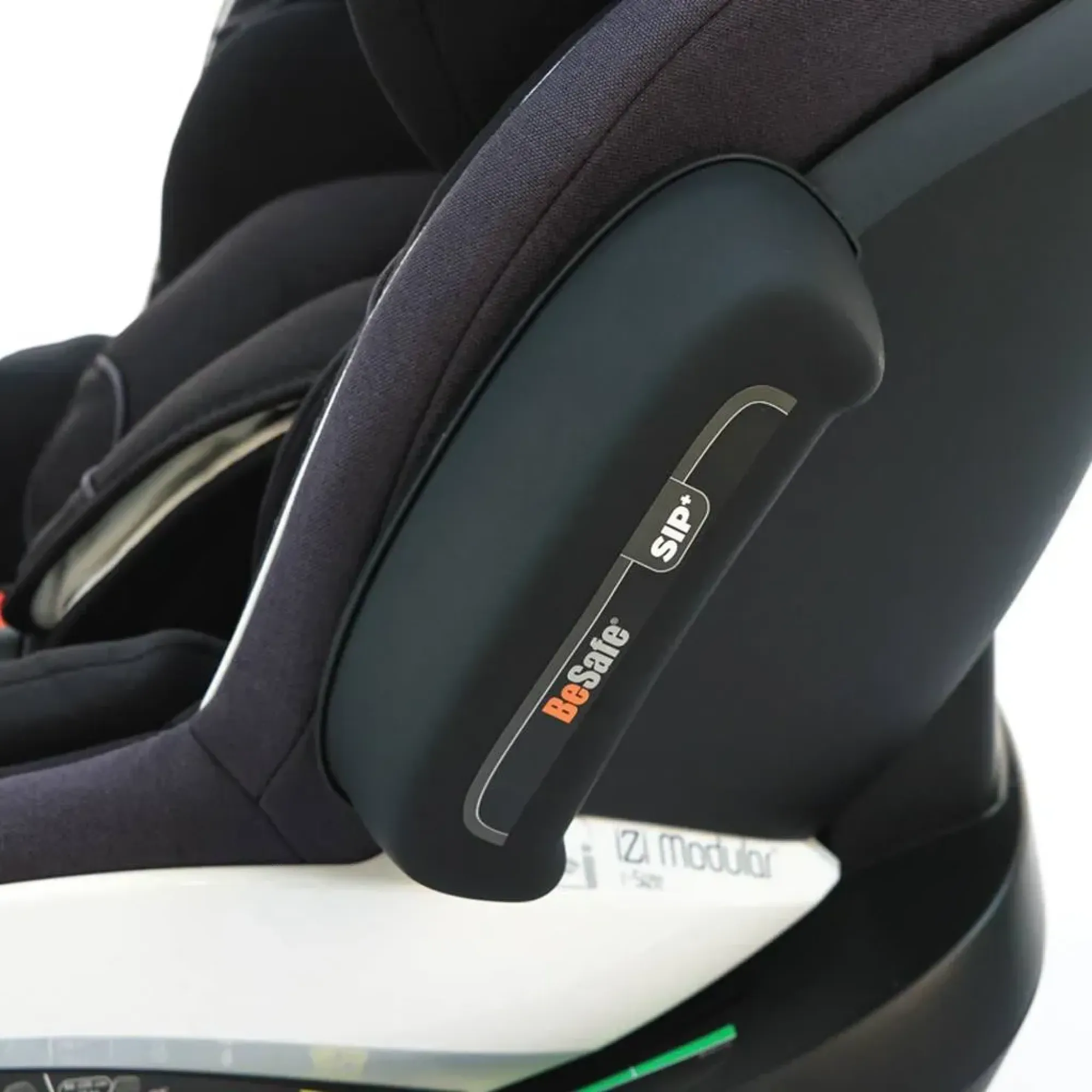 Автокресло BeSafe iZi Modular iSize Fresh Black Cab