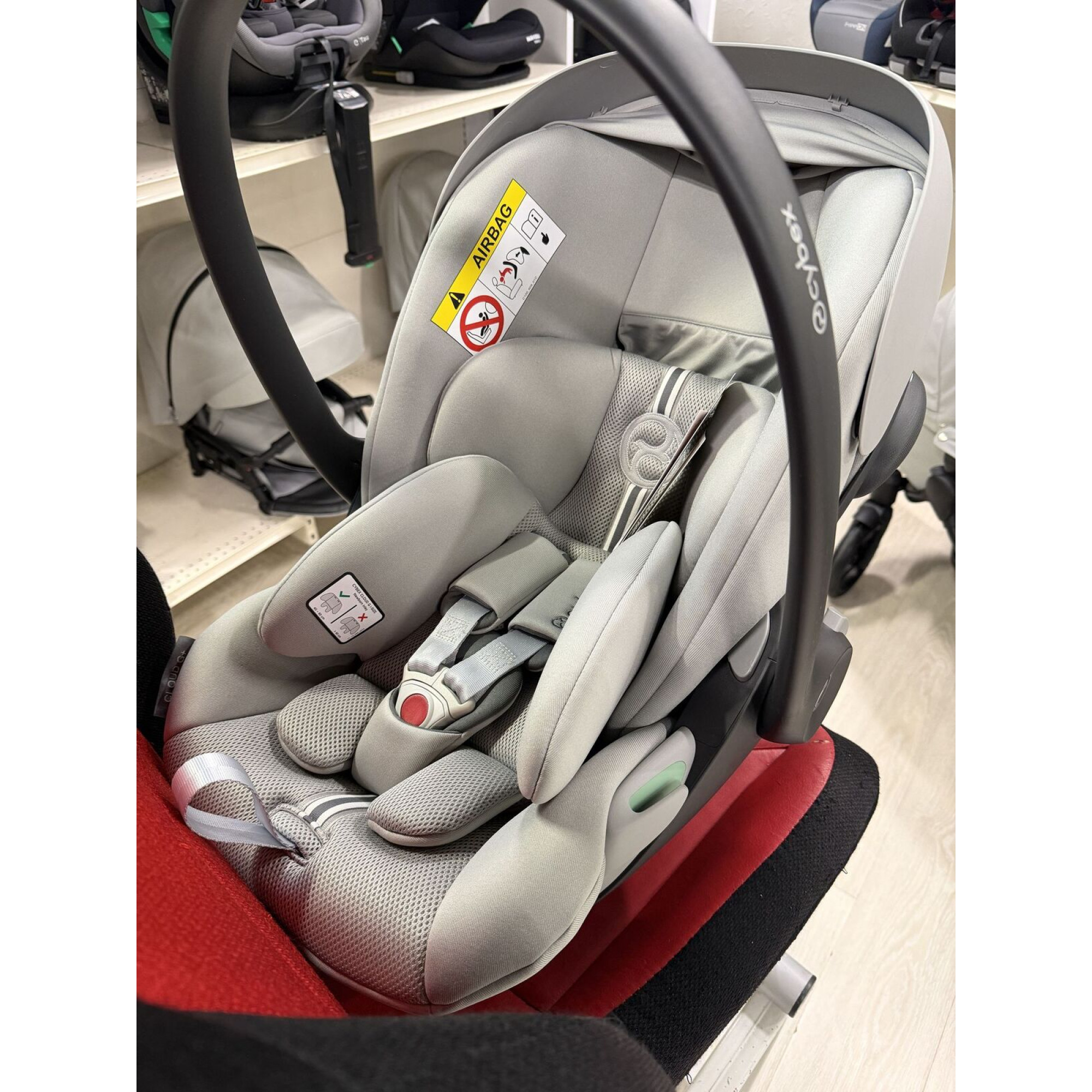 Живі фото 1 Автокрісло Cybex Cloud G i-Size Plus Stone Grey