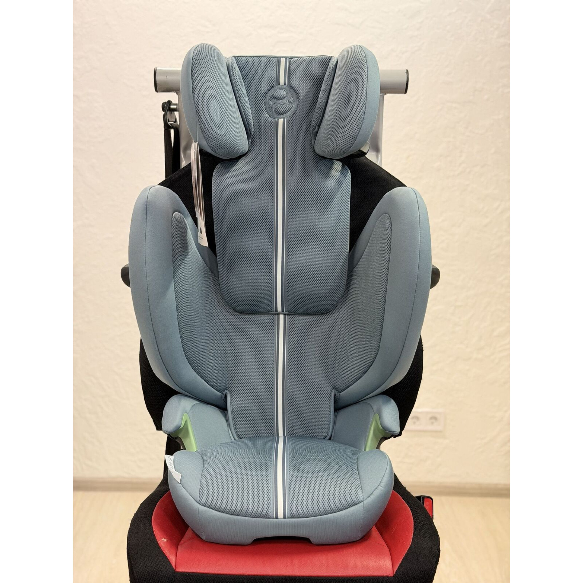 Живі фото 2 Автокрісло Cybex Solution G2 Plus Stormy Blue