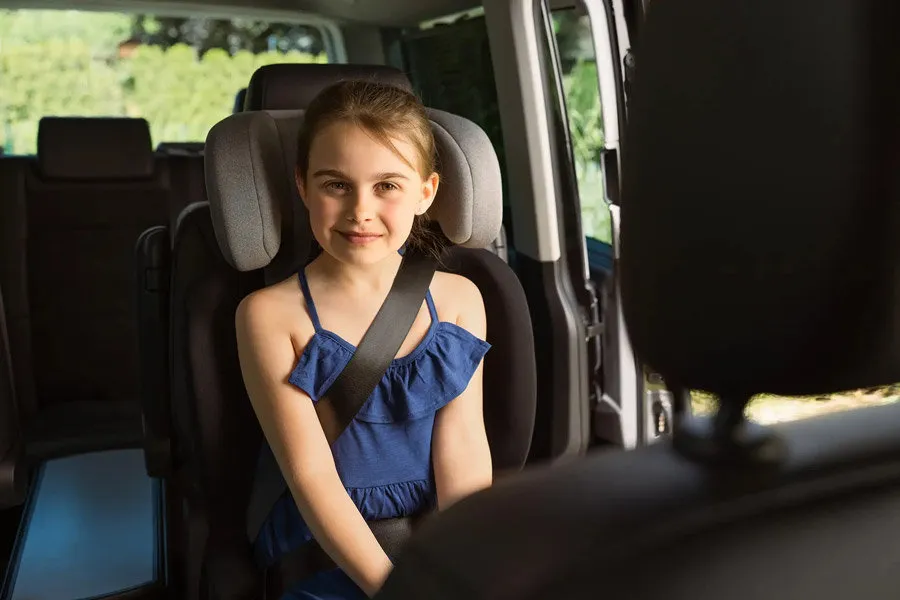Автокрісло Osann Komet Isofix Nero в автомобілі