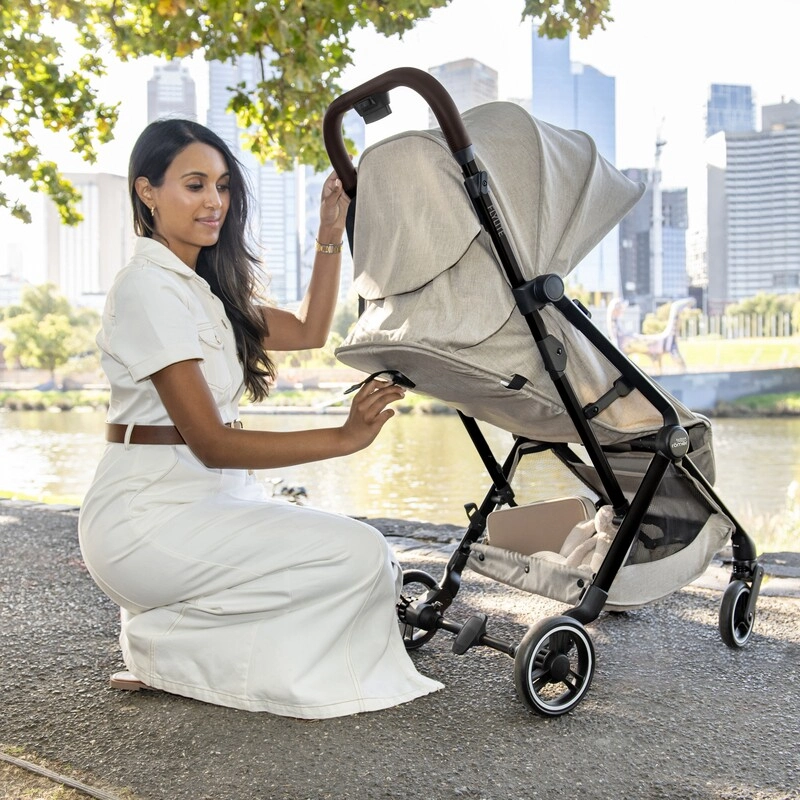 Britax Romer FLYLITE положення спинки