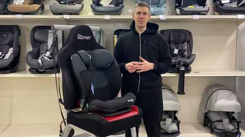 Maxi-Cosi RodiFix S i-Size - Може змінювати кут сидіння дитини в автокріслі в полулежаче положення